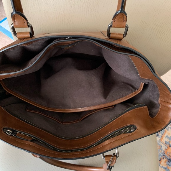 Coach Metro Tote - Picture 2 of 6